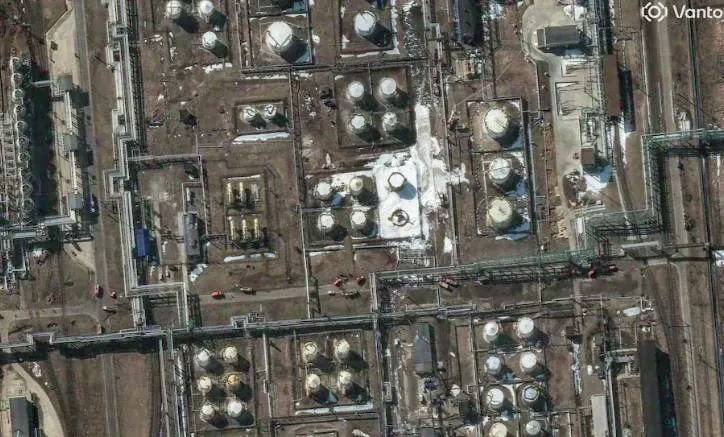 هجمات اوكرانيا تدفع روسيا نحو خفض انتاج النفط