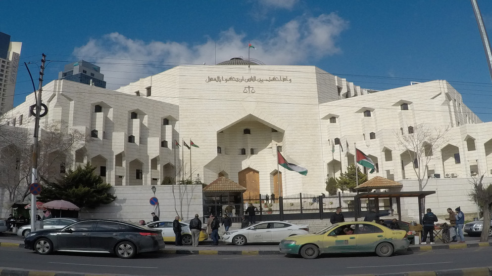 تطوير القضاء في الاردن: توصيات بتعديل شامل للقوانين
