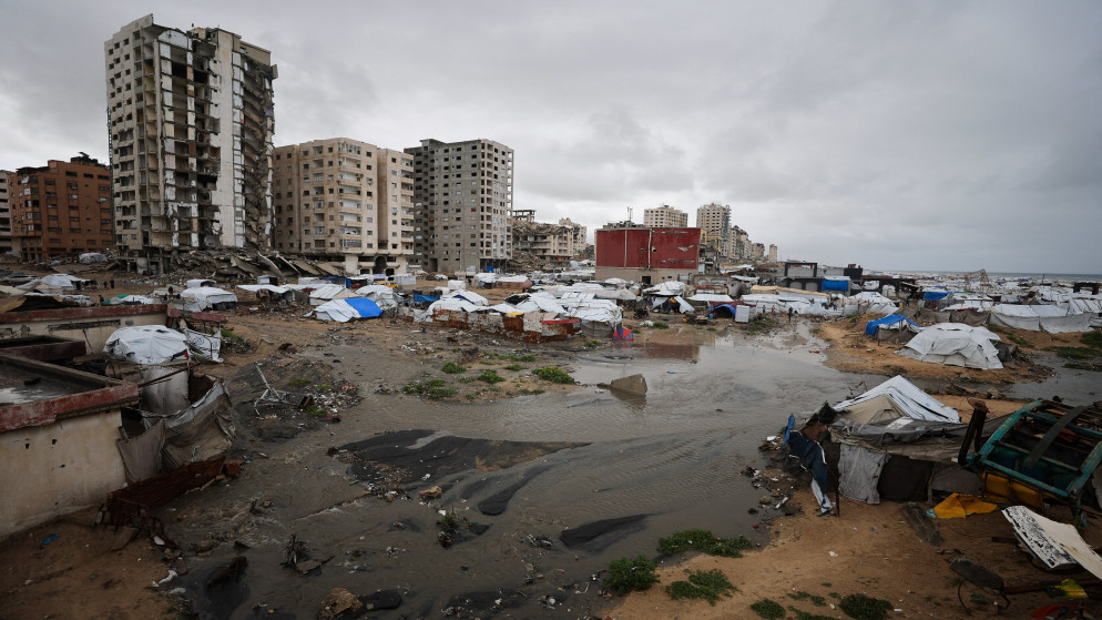 تحذيرات من كارثة صحية بغزة مع انتشار القوارض وتفشي الامراض