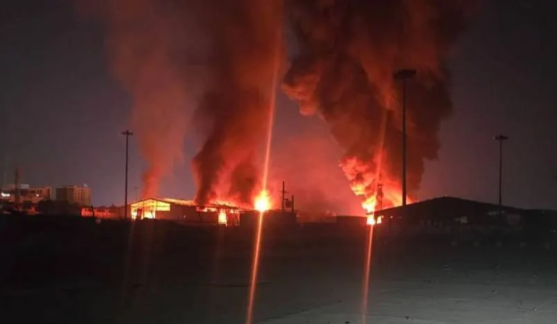 تصعيد التوتر في الخليج: تهديدات متبادلة وإجماع دولي حول مضيق هرمز