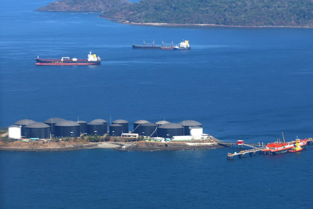 قفزة كبيرة لاسعار النفط تتجاوز 106 دولارات للبرميل