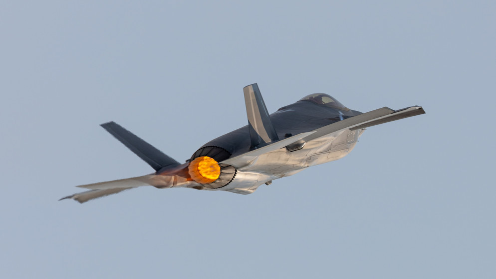 اتهامات ايرانية لواشنطن بمحاولة قتل طيار امريكي مفقود