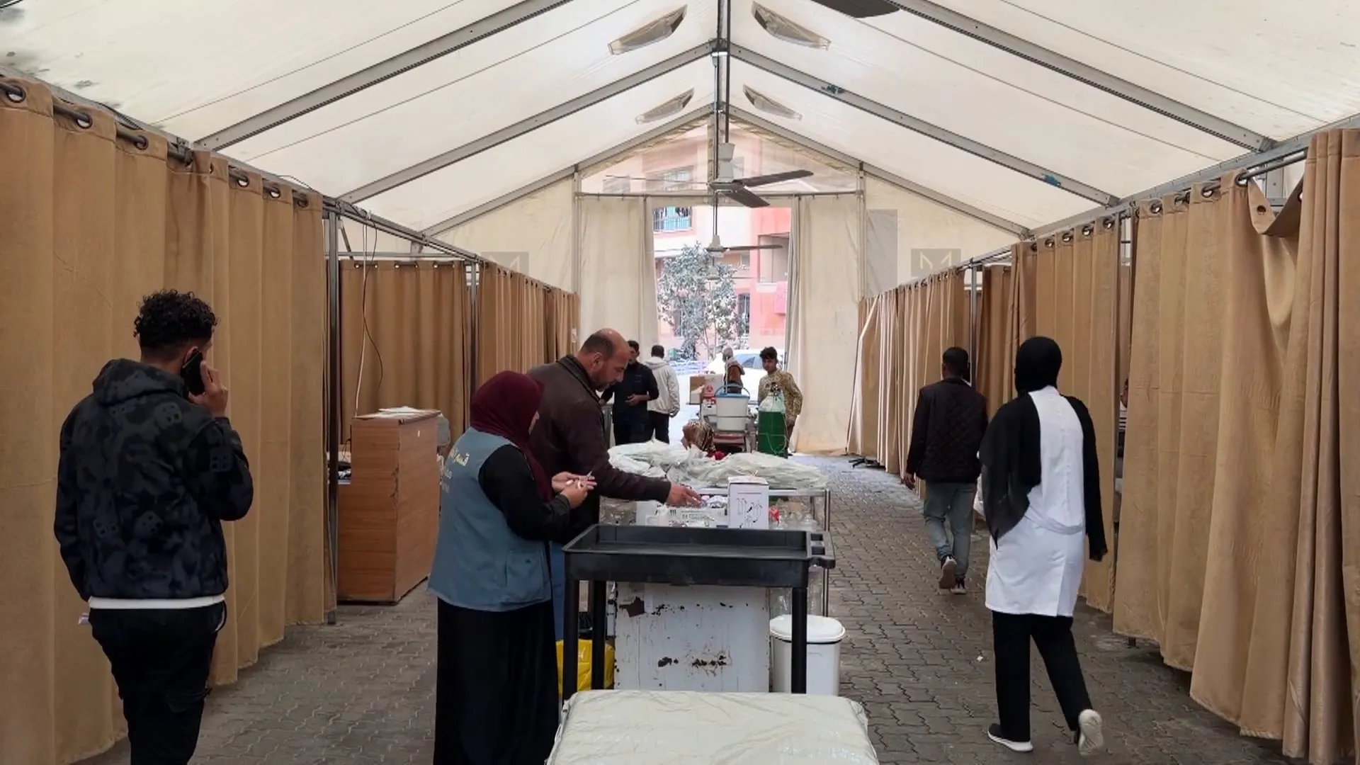 نقص حاد بالدواء يهدد حياة نازحي غزة