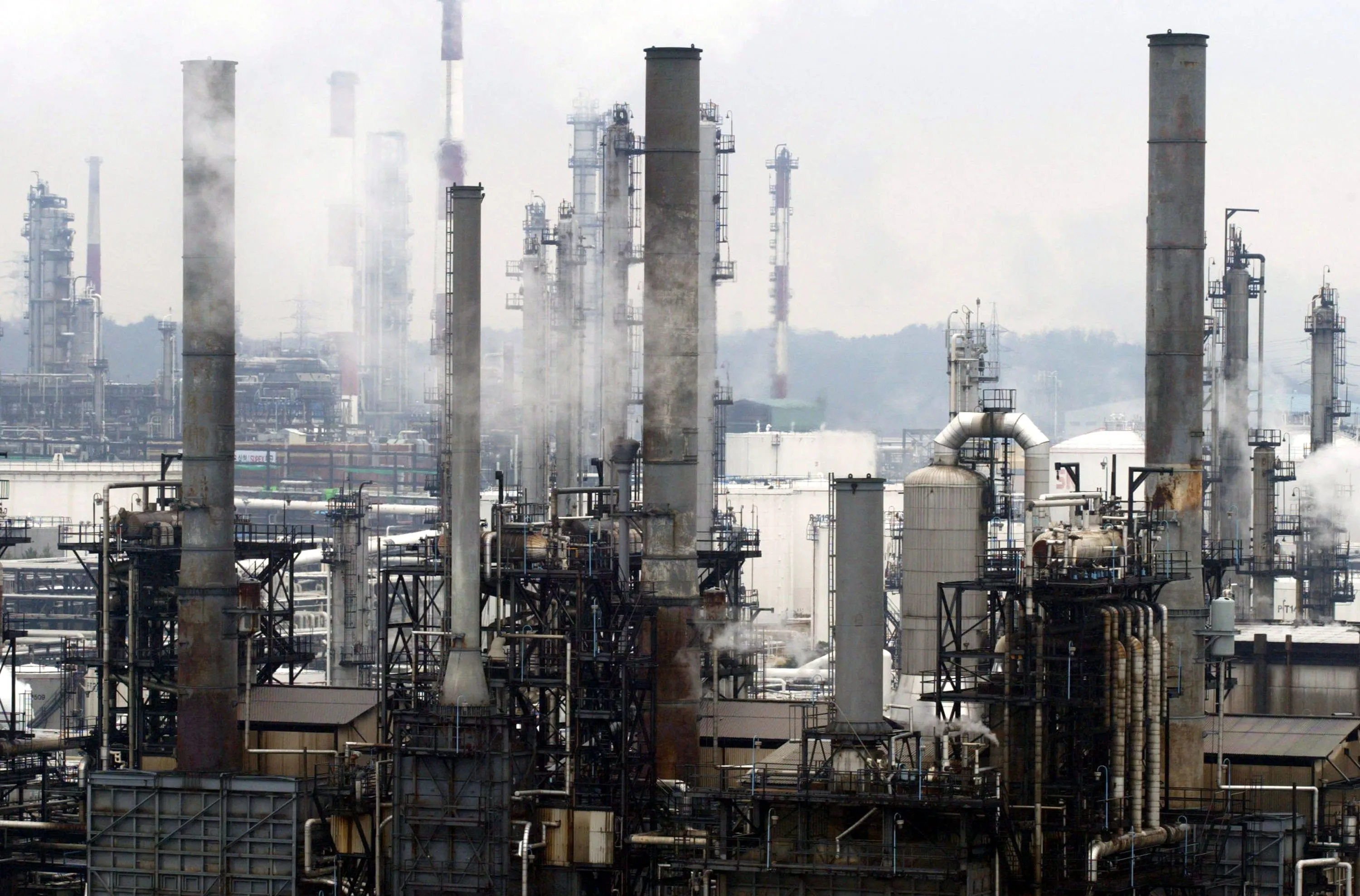 كوريا الجنوبية تبحث عن بدائل لتامين نفطها عبر ميناء ينبع السعودي