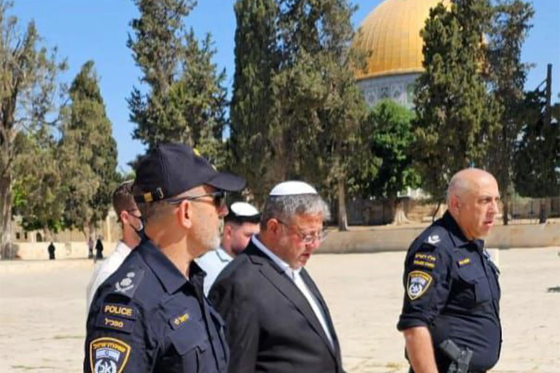 بن غفير يثير غضبا باقتحام الأقصى واستمرار منع المصلين