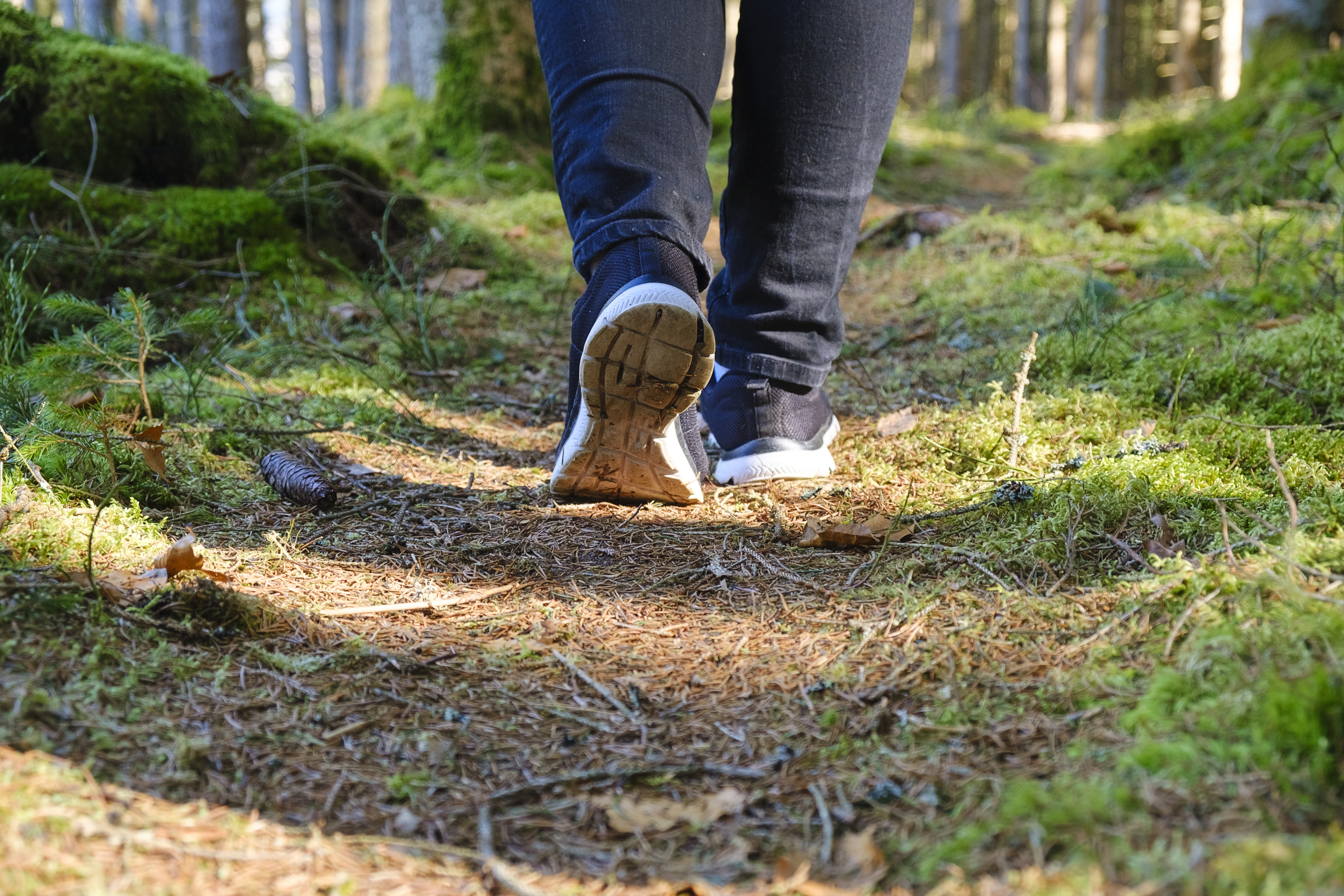 عشر دقائق تحدث فرقا: كيف ينعش المشي الصامت عقلك؟