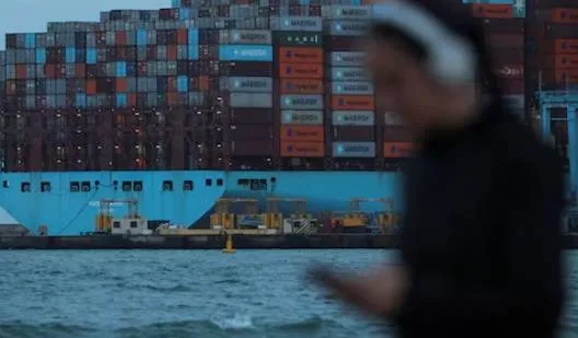 تراجع الطلب بمنطقة اليورو يثير مخاوف من تباطؤ النمو