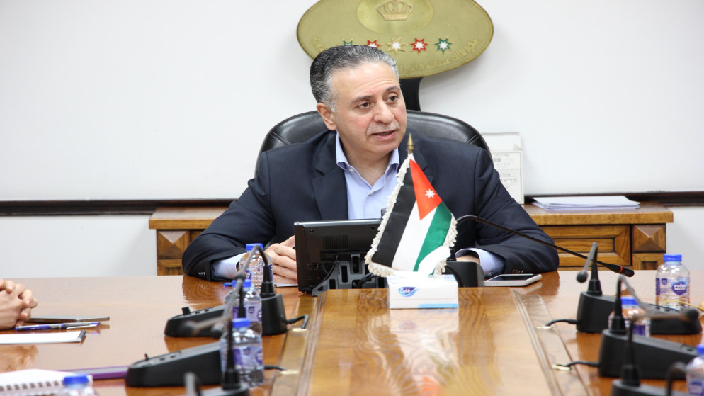 وزير الصناعة يؤكد انتظام سلاسل التوريد وجهود مستمرة لخفض كلف الإنتاج