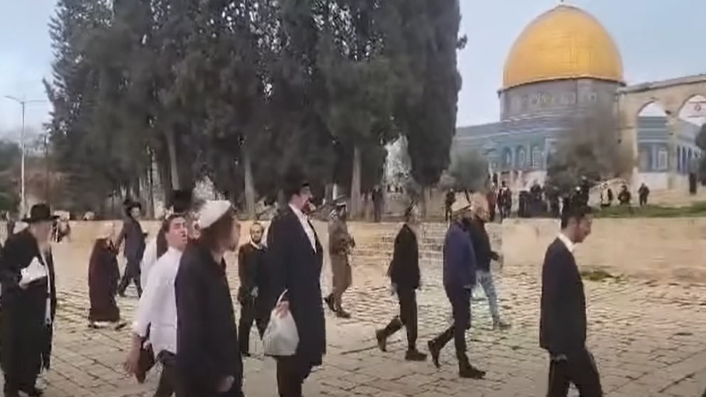 تصعيد خطير: مستوطنون يقتحمون الاقصى بتمديد غير مسبوق لساعات الاقتحام