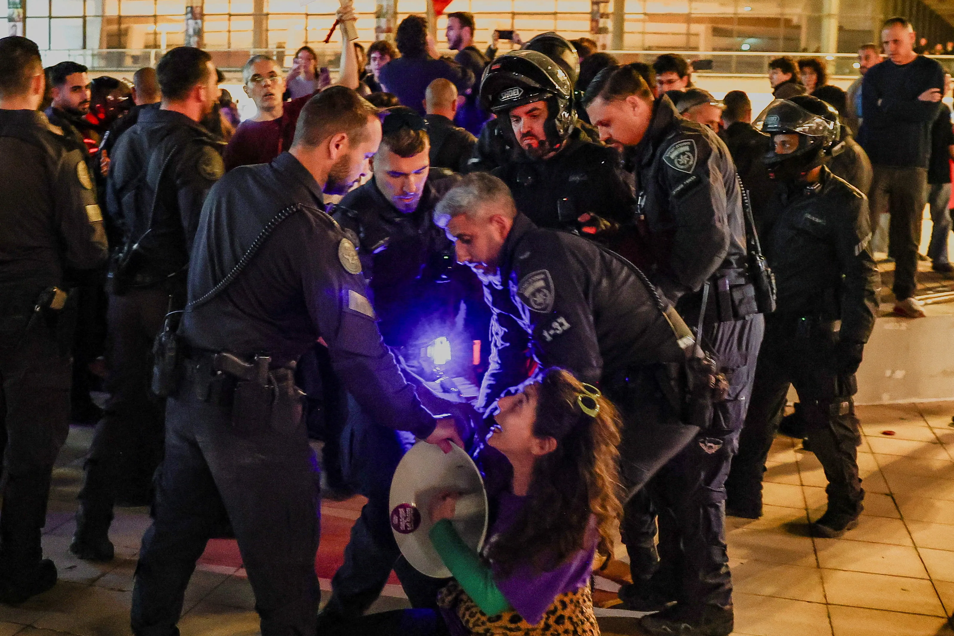 استطلاعات الراي تكشف: نظرة الاسرائيليين لوقف اطلاق النار مع ايران تتجاوز رواية النصر