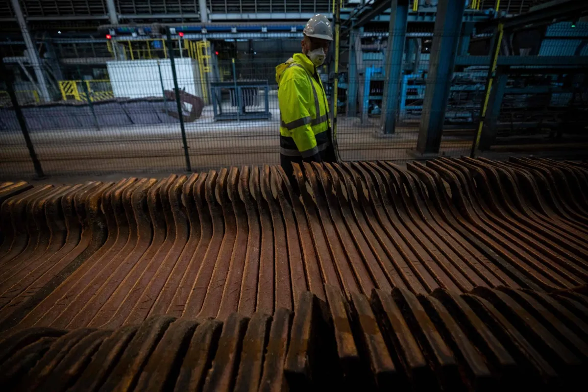 اسعار النحاس تقفز بدعم الطلب الصيني وتلامس اعلى مستوياتها