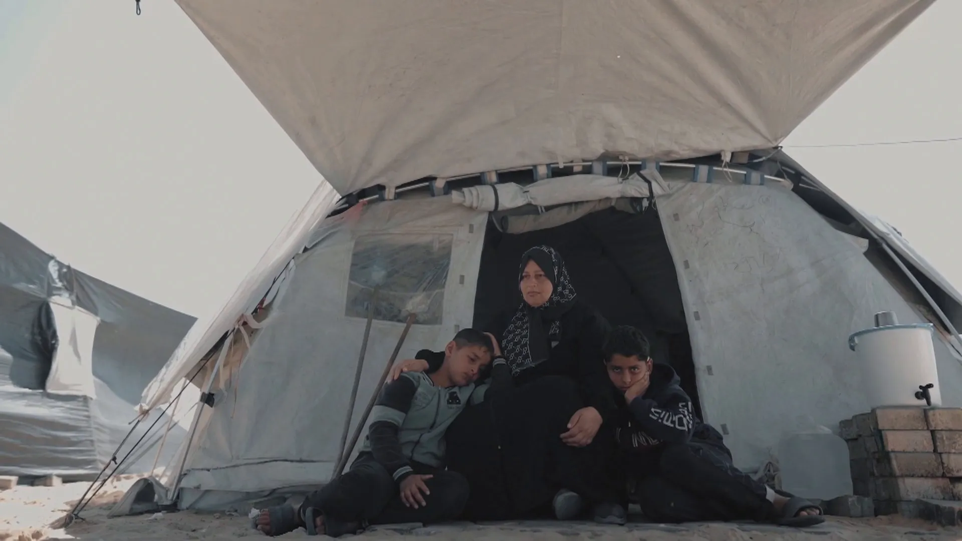 قانون اعدام الاسرى يثير مخاوف عائلاتهم بغزة