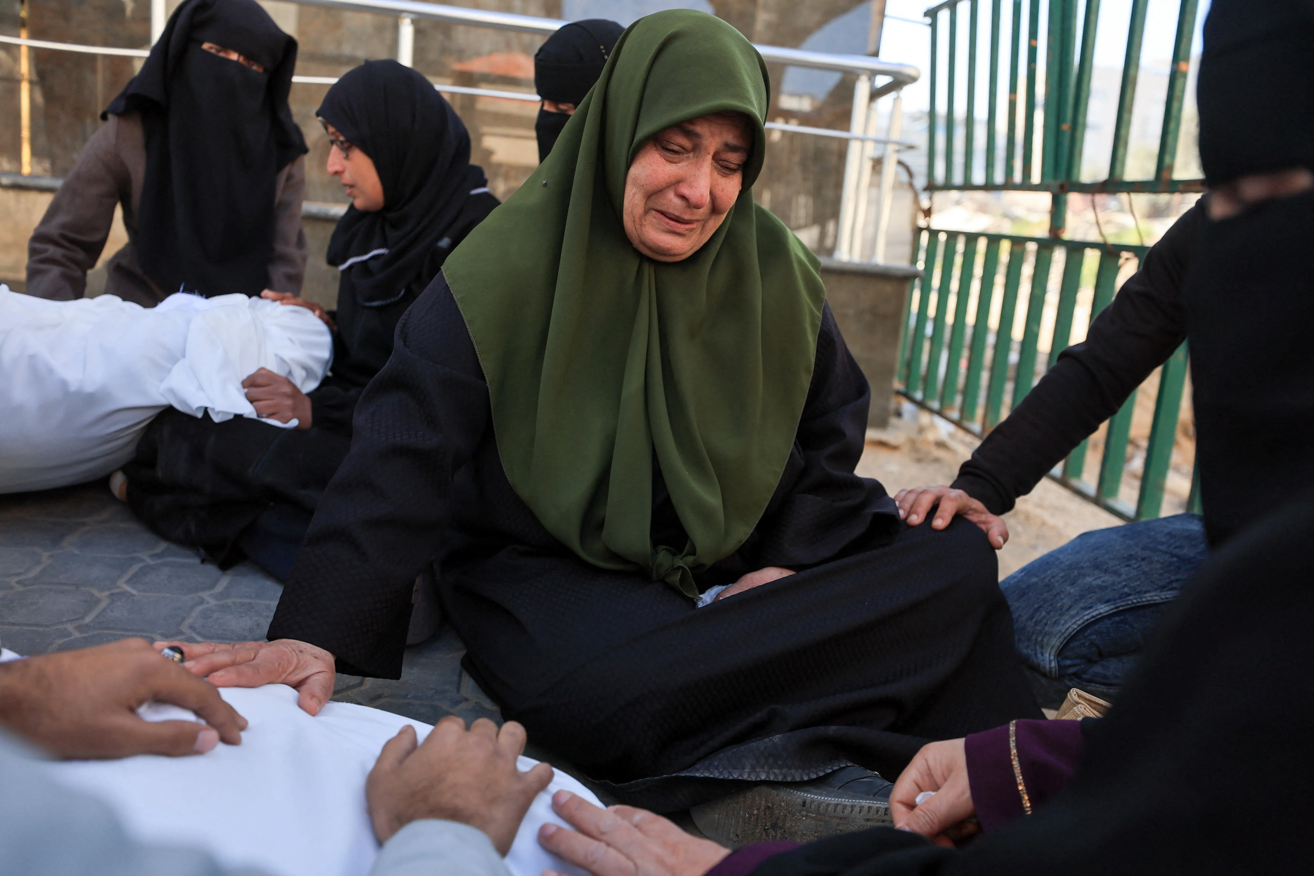 تصعيد في غزة: قصف إسرائيلي يخلف شهداء وإصابات