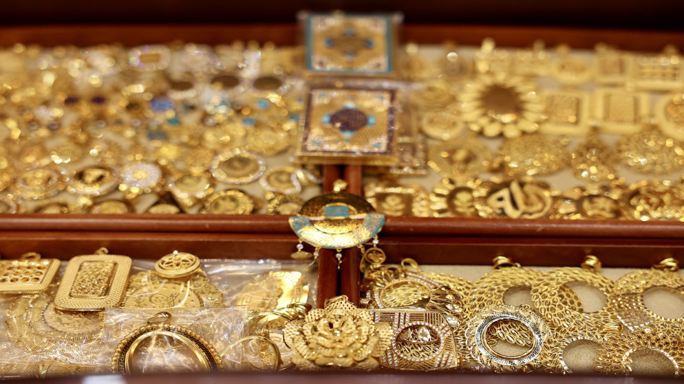 تراجع المخاوف يرفع الذهب لأعلى مستوى بعد تعليق الهجمات