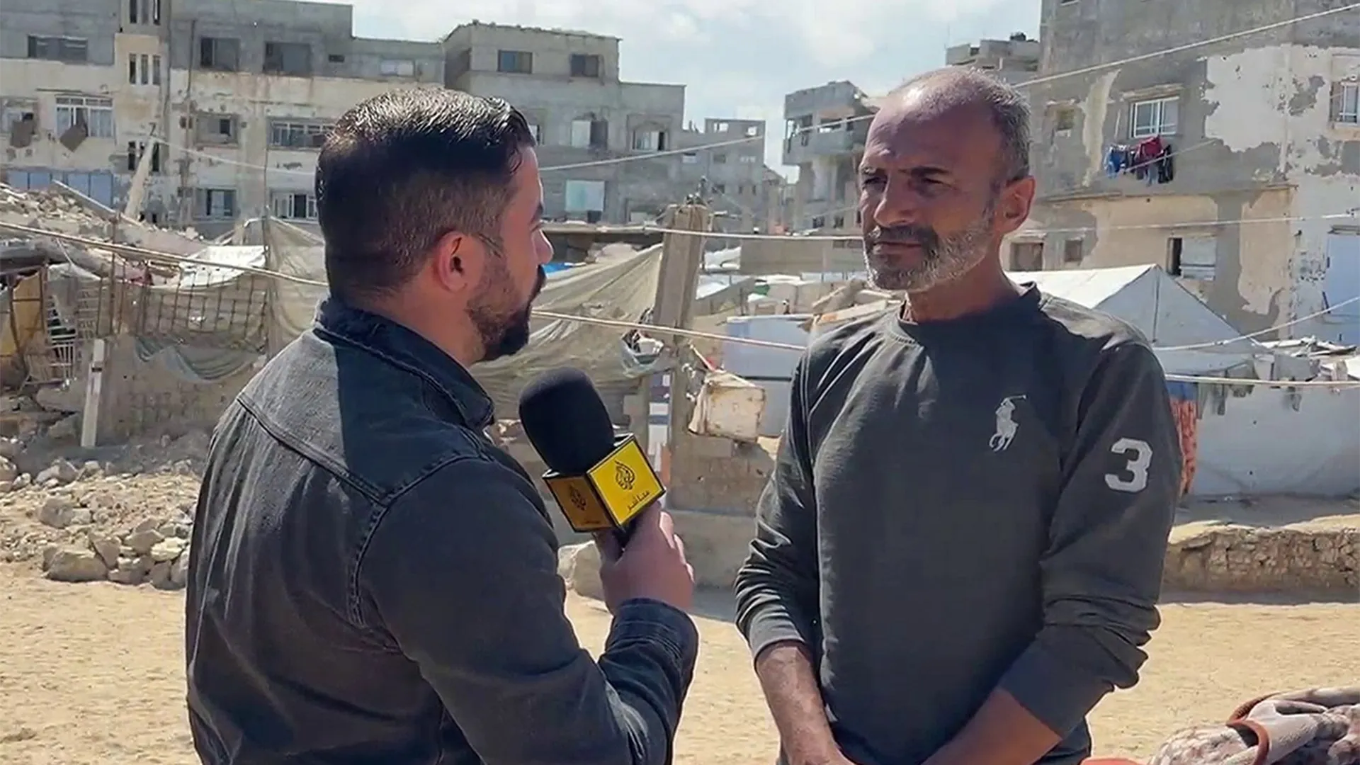 تحذيرات من كارثة انسانية تلوح في الأفق بغزة بسبب المنازل المتضررة