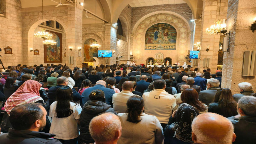 بهجة الفصح تضيء الاردن احتفالات وصلوات