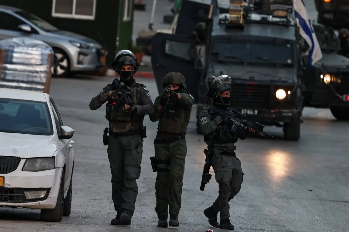 تصاعد العنف في الضفة الغربية ومقتل شاب فلسطيني برصاص مستوطنين