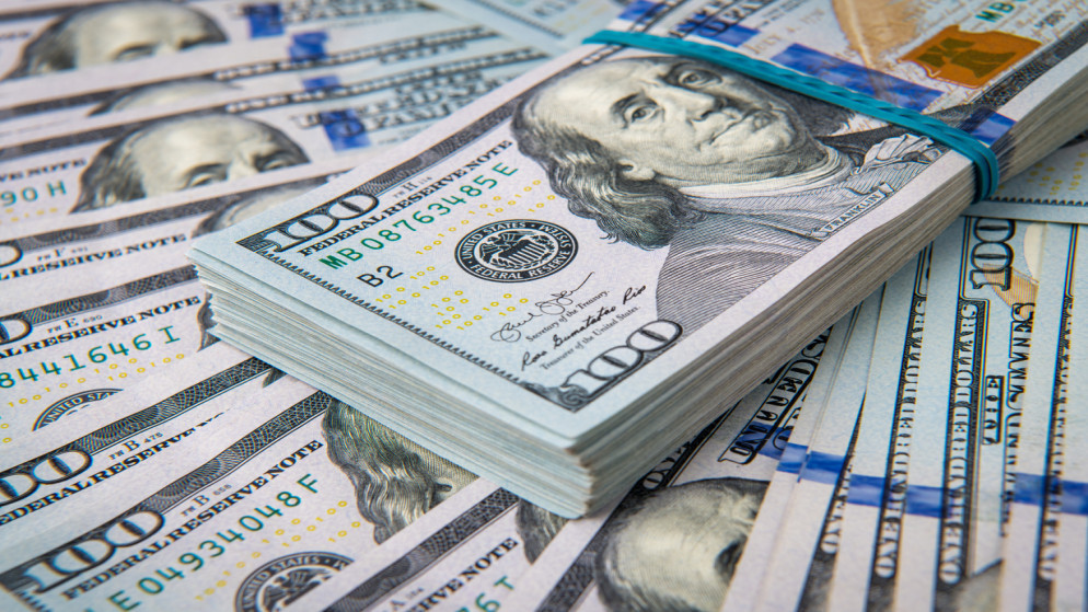 الدولار يقفز وسط مخاوف بشأن محادثات السلام الامريكية الايرانية