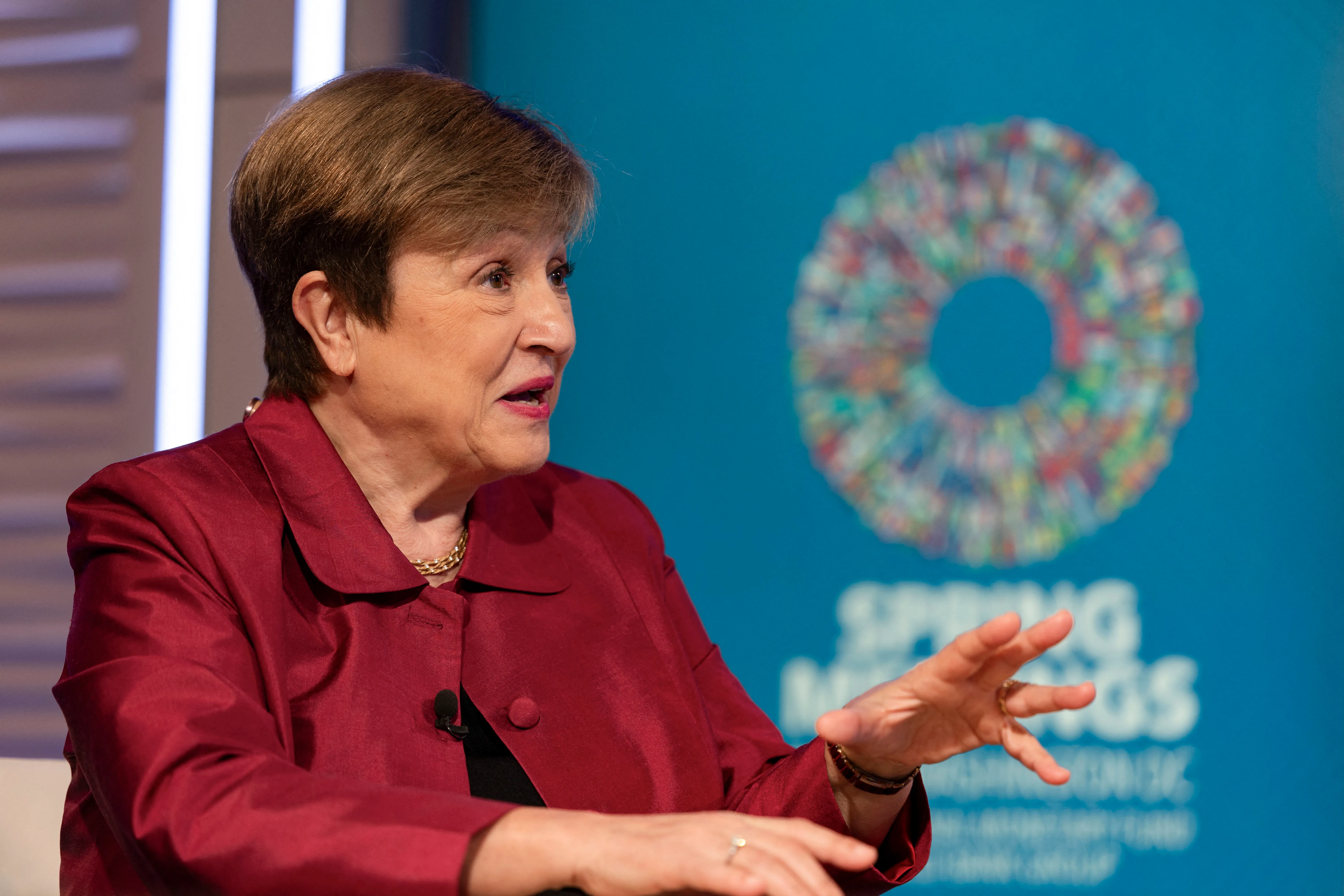 تحذير جورجيفا: الذكاء الاصطناعي يهدد استقرار النظام النقدي العالمي