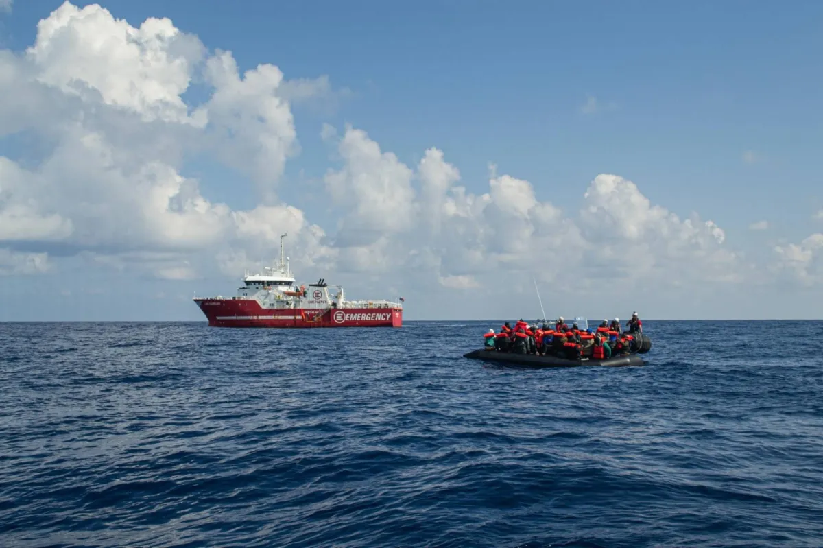 منظمة سي ووتش تتهم خفر السواحل الليبي بالعنف وتطالب بوقف التعاون الاوروبي