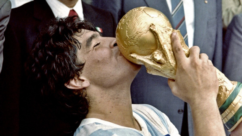 محاكمة جديدة تكشف تفاصيل اللحظات الاخيرة في حياة مارادونا