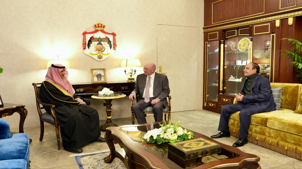 الفايز يحذر من توسع الصراع الاقليمي وتداعياته