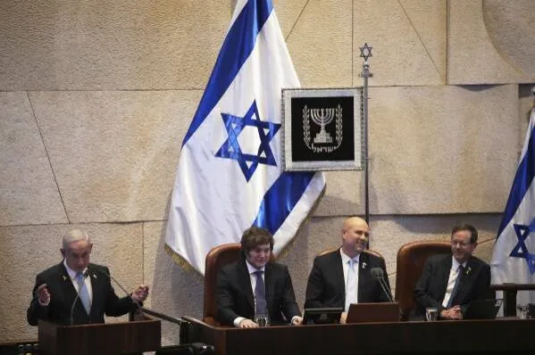 إسرائيل تحيي ذكرى المحرقة النازية سرا تحسبا لهجمات