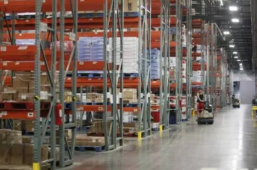 قفزة كبيرة في تضخم المنتجين الامريكيين تثير مخاوف الفيدرالي