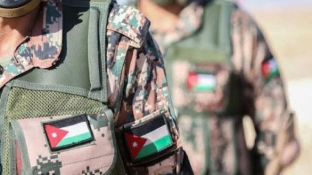 يوم العلم: رسالة ولاء وانتماء من المتقاعدين العسكريين للوطن