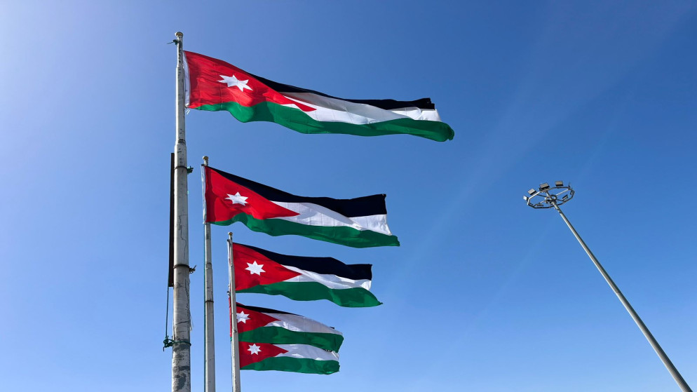 وزير التربية يؤكد: يوم العلم محطة لتعزيز قيم الانتماء والولاء