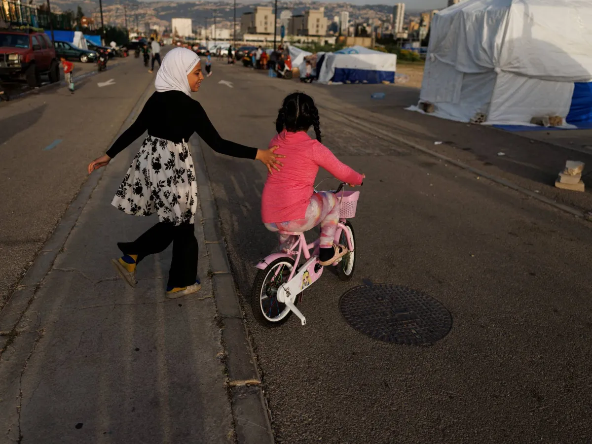 تصاعد القلق حول استهداف المدارس في الجنوب اللبناني وسط العمليات العسكرية