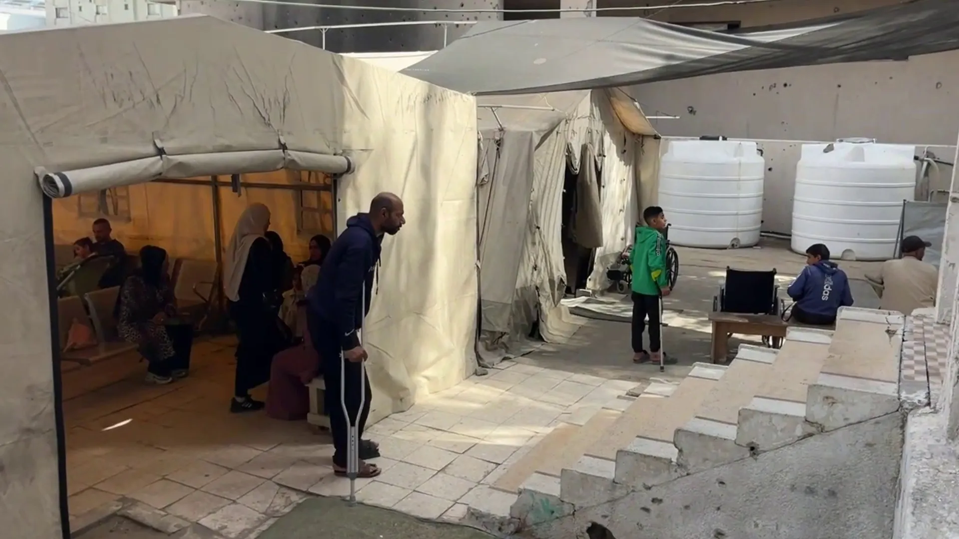 قيود الاحتلال تعيق عمل أطباء بلا حدود في غزة وعلاج الالاف