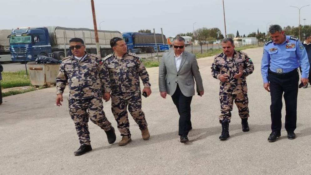 مدير الجمارك يتفقد الكرامة ويشدد على تسهيل الاجراءات