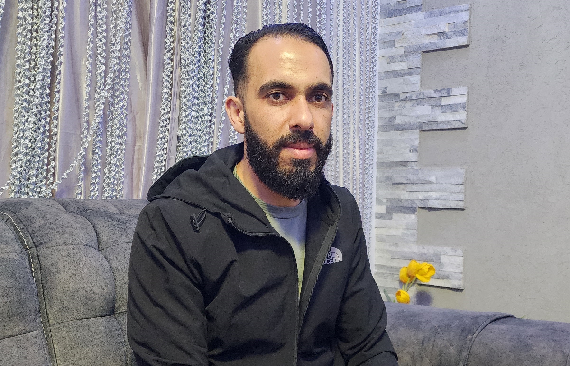 شهادة مروعة: فلسطيني يكشف عن جحيم السجون بعد بن غفير