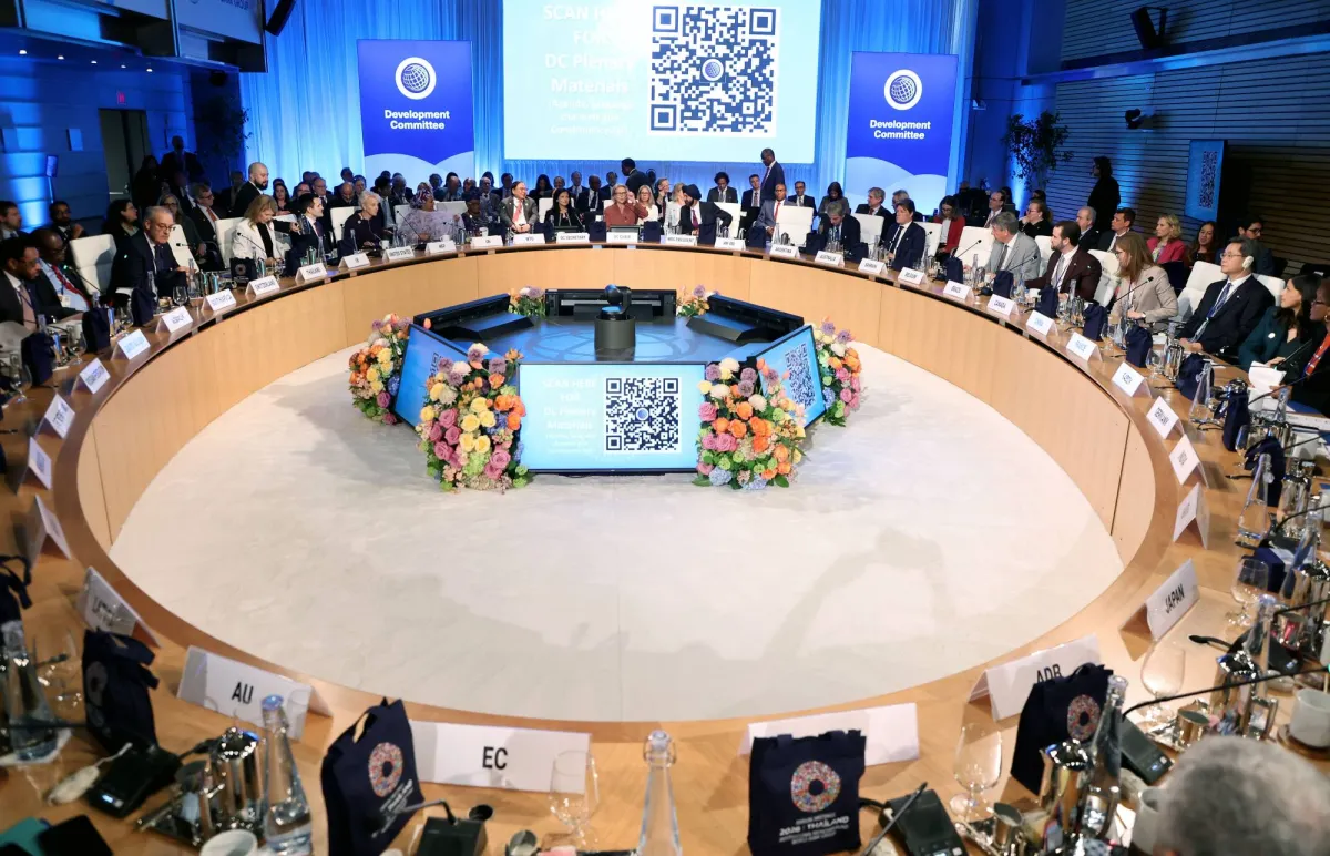 صندوق النقد والبنك الدوليان يفتحان ابواب التعامل مع فنزويلا بعد توقف دام سنوات