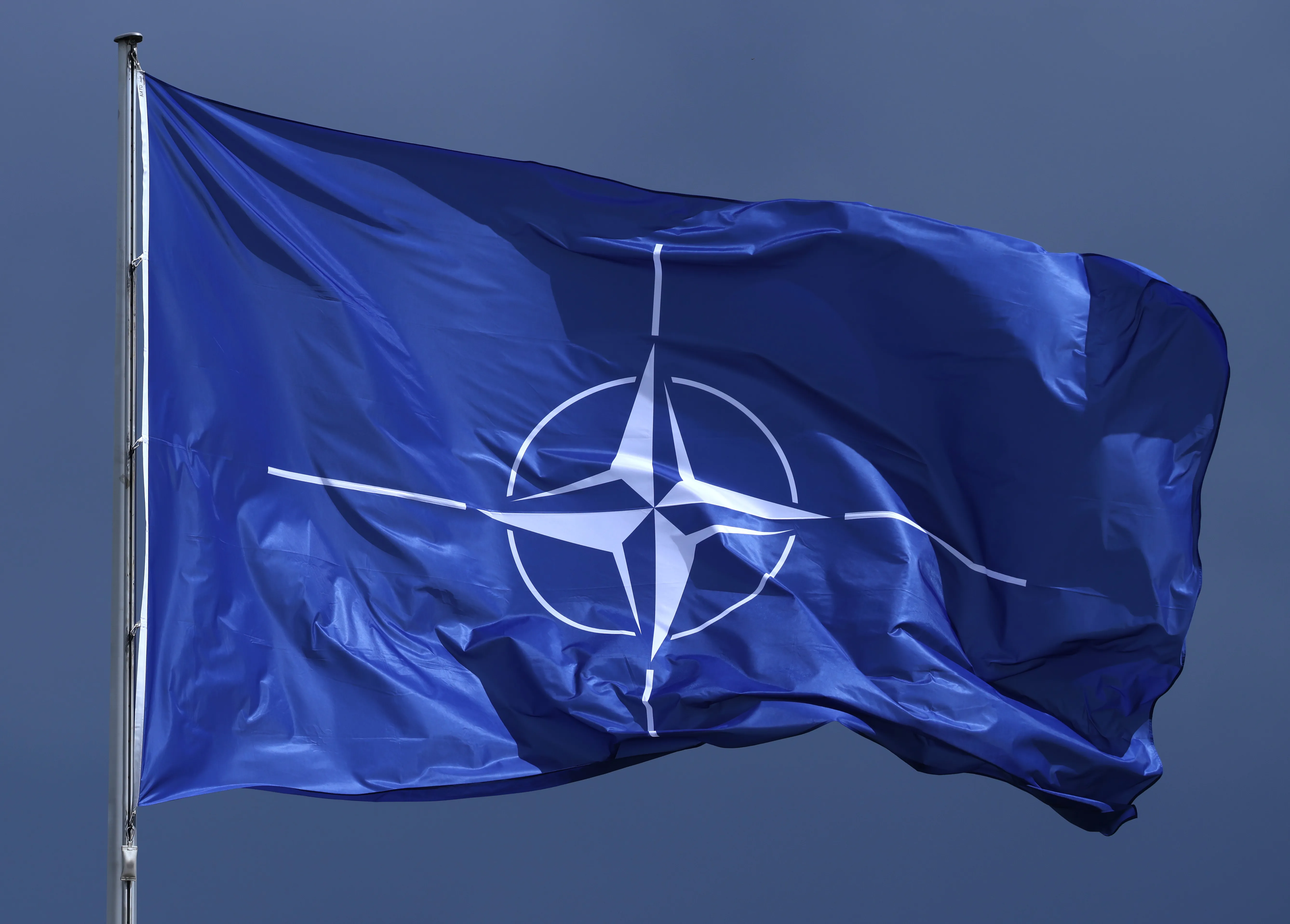 الناتو يعيد هيكلة دفاعاته السيبرانية بشراكة استراتيجية مع كريست