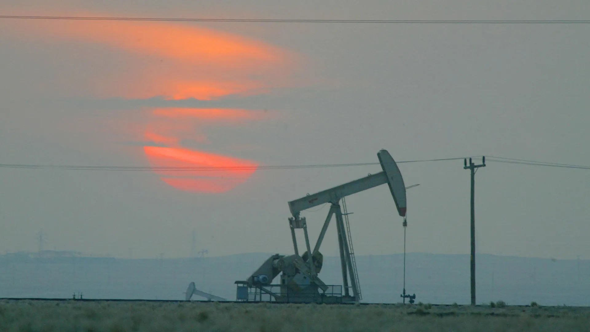 أسواق الطاقة تحت ضغوط التوترات الجيوسياسية وتأثيرها على الأسعار