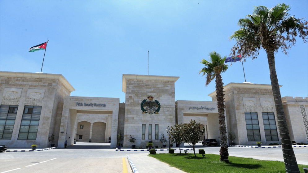 حادث دهس يطال عريف في الدوريات الخارجية ومهندس على طريق عمّان التنموي