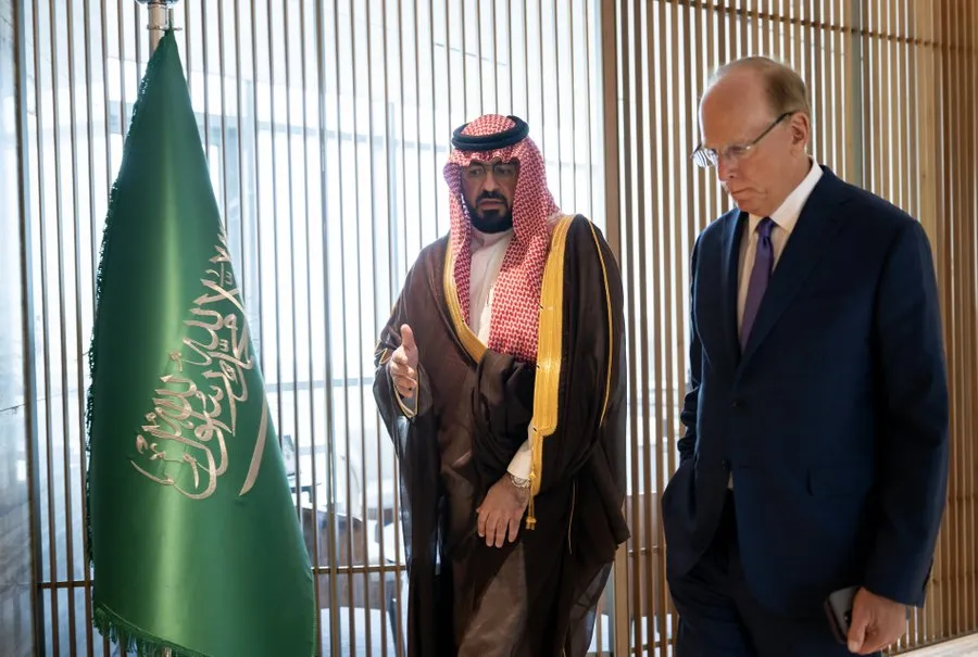 فرص استثمارية جديدة تعزز التعاون بين السعودية وبلاك روك