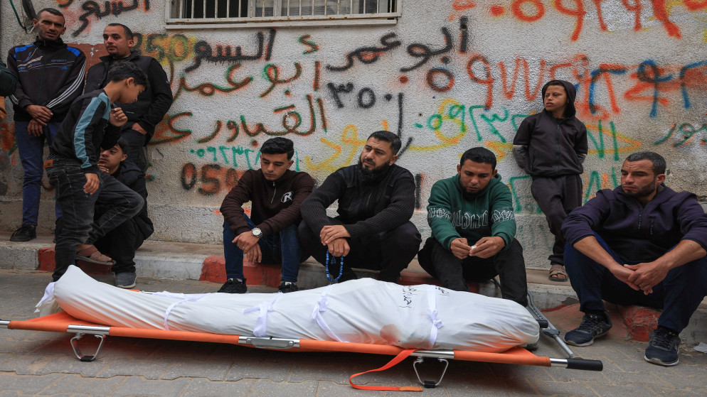 حصيلة الشهداء في غزة تتجاوز 72553 في ظل استمرار العدوان