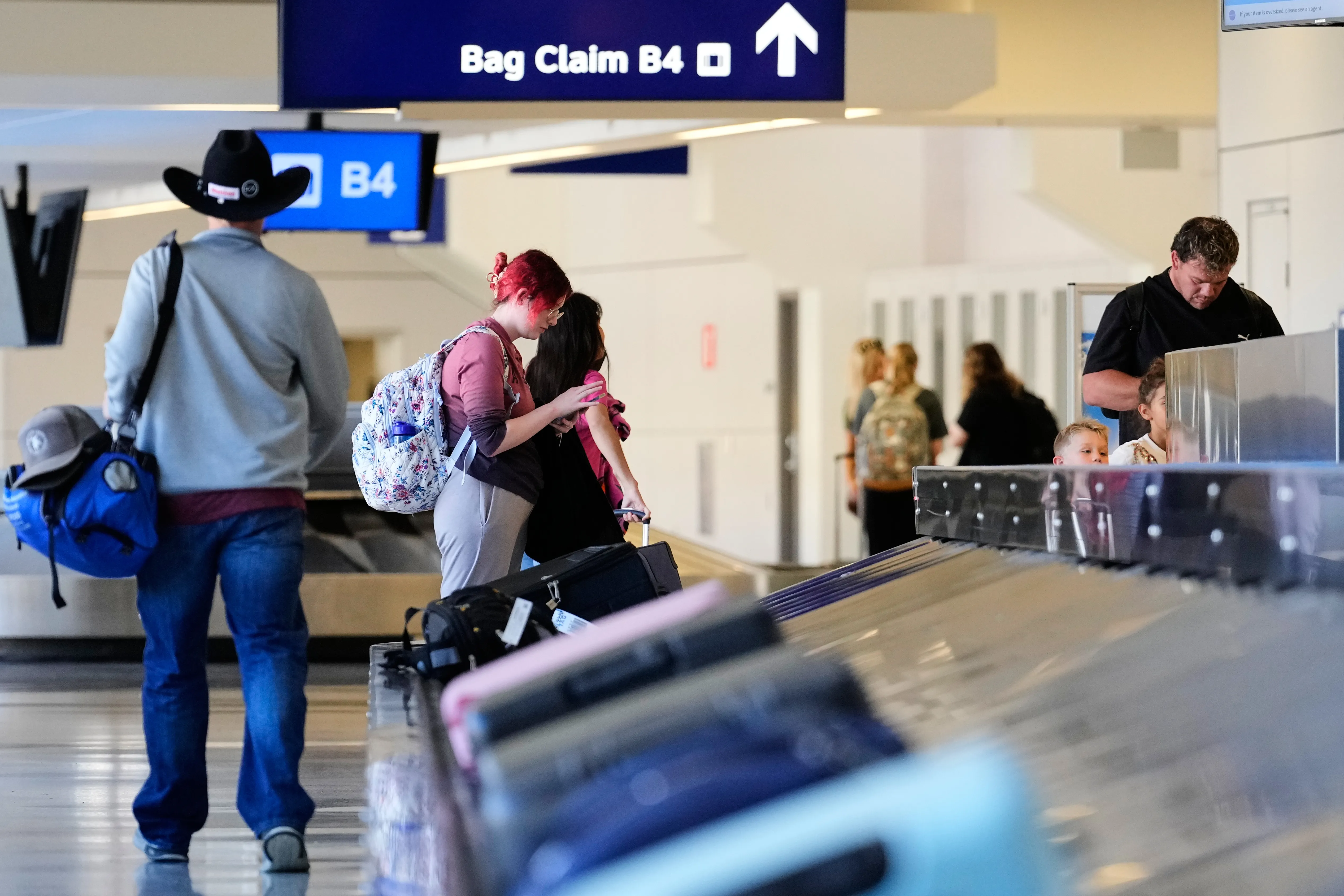 ارتفاع رسوم الأمتعة في شركات الطيران الأمريكية بسبب أزمة إيران