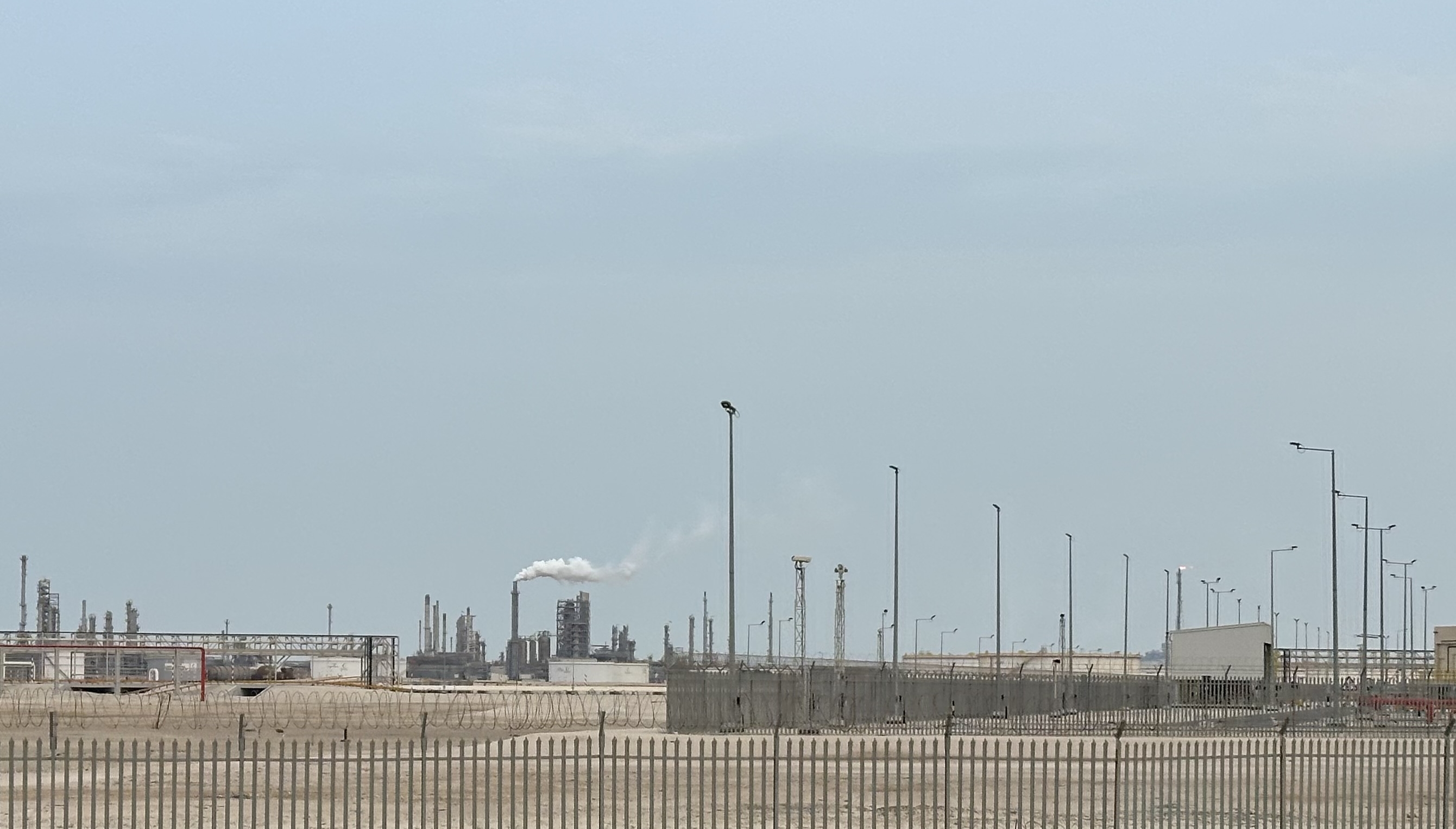 تداعيات القوة القاهرة على سوق الطاقة تتسارع في ظل تصاعد التوترات الإقليمية