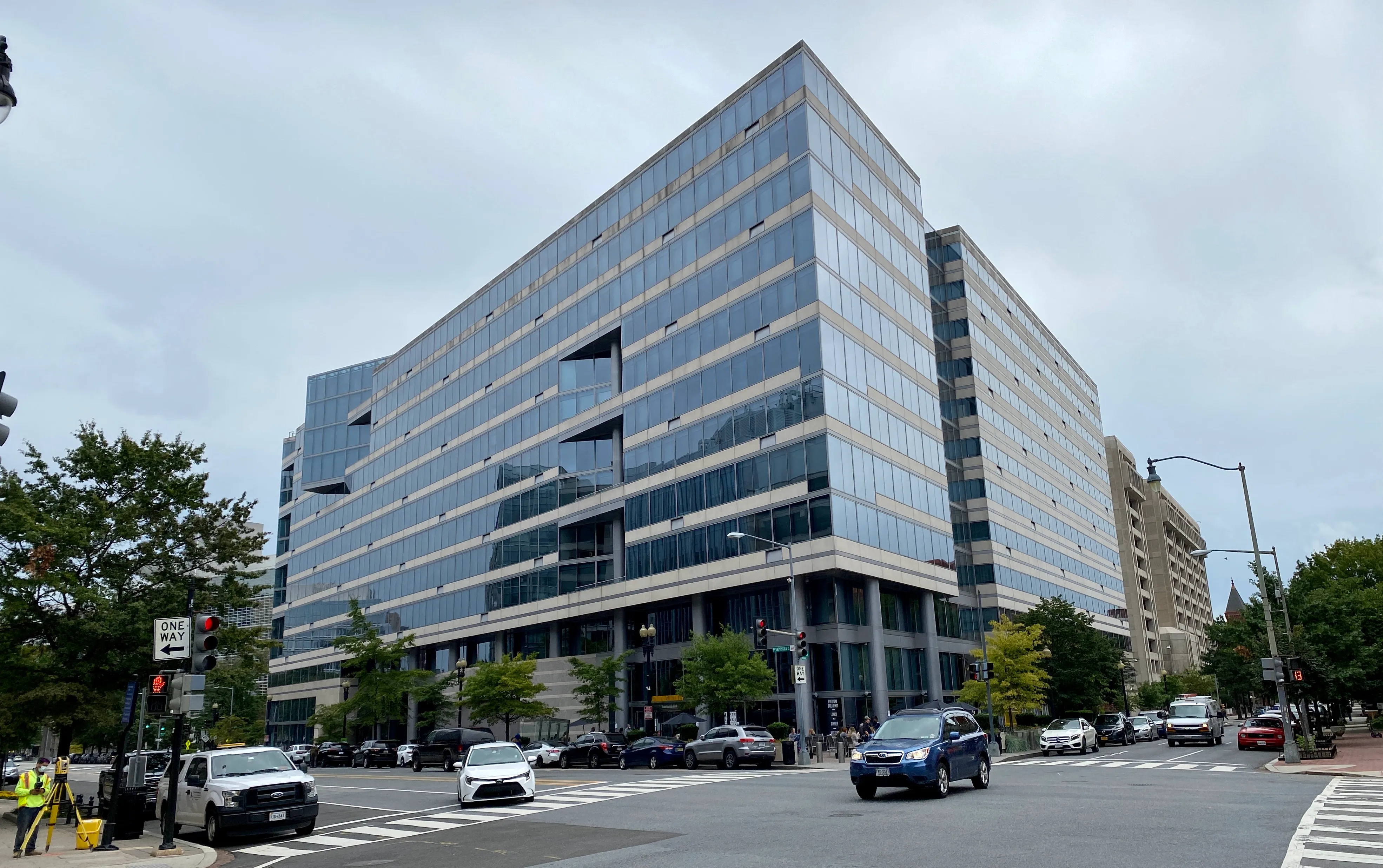 تحديات التمويل الدولي في ظل تصاعد الأزمات الاقتصادية