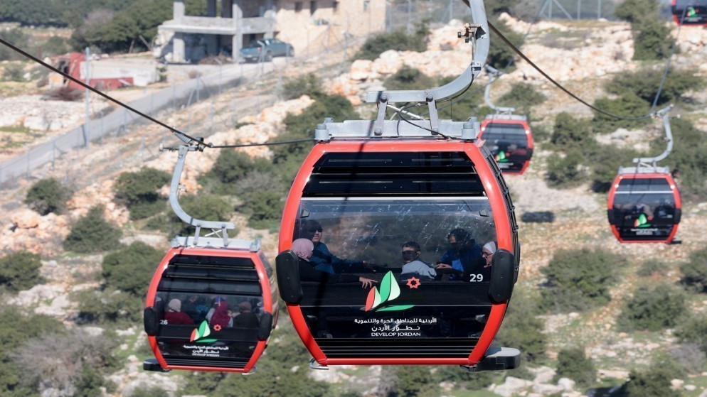 تلفريك عجلون يستقطب الآلاف في إقبال سياحي غير مسبوق