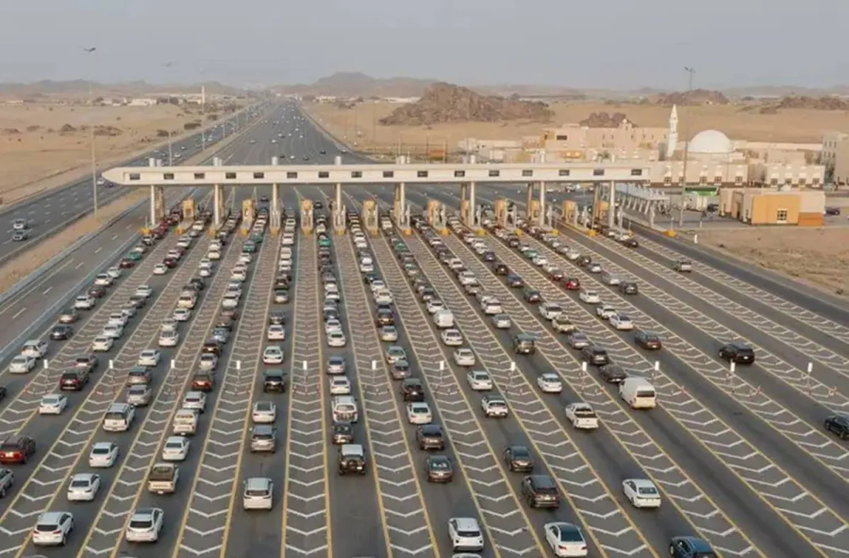 السعودية تفرض غرامة مالية على مخالفي تأشيرات الحج