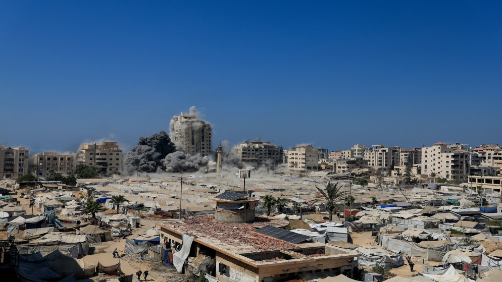 الصليب الاحمر يسهل نقل معتقلين مفرج عنهم من غزة