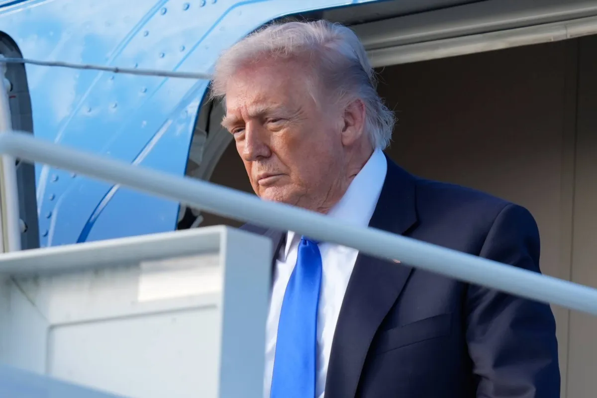 ترمب يلغي زيارة مبعوثيه لباكستان ويكشف عن رؤيته للعلاقات مع ايران