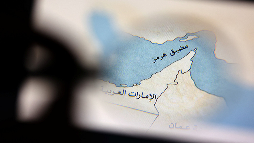 إيران تعلن عن قانون جديد لتنظيم مضيق هرمز