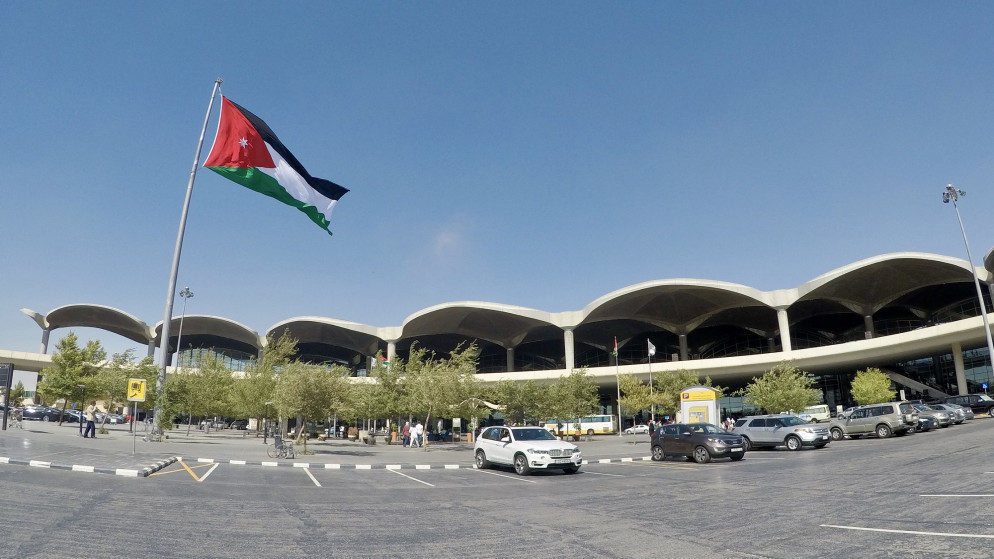 تحديات قطاع الطيران تؤثر على حركة المسافرين في مطار الملكة علياء