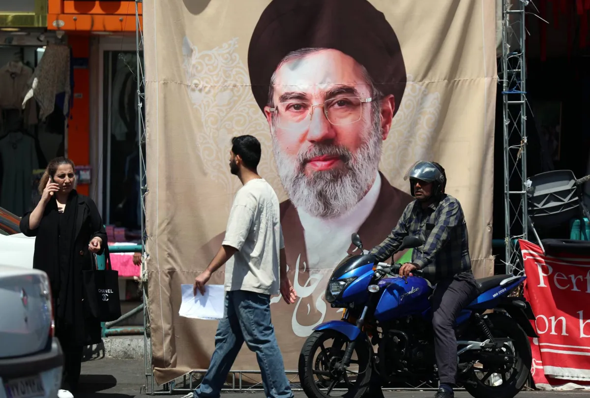 إيران تحت سيطرة الحرس الثوري في ظل تغييرات قيادية مفاجئة